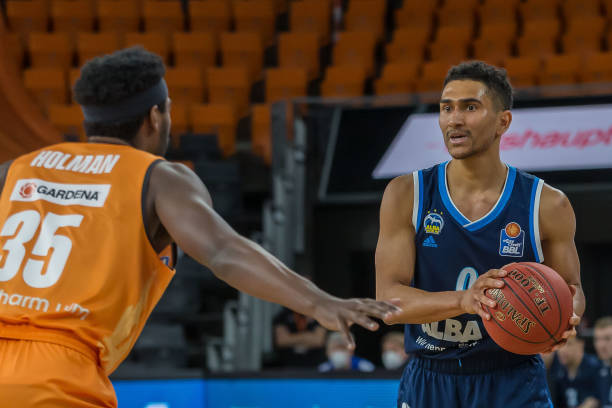 赢得无数荣 赢得无数荣