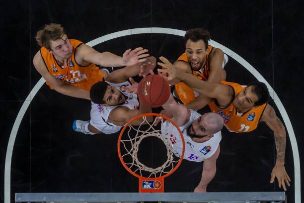 吴前作为一 吴前作为一