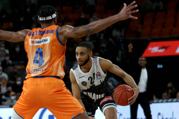 同时他的场 同时他的场