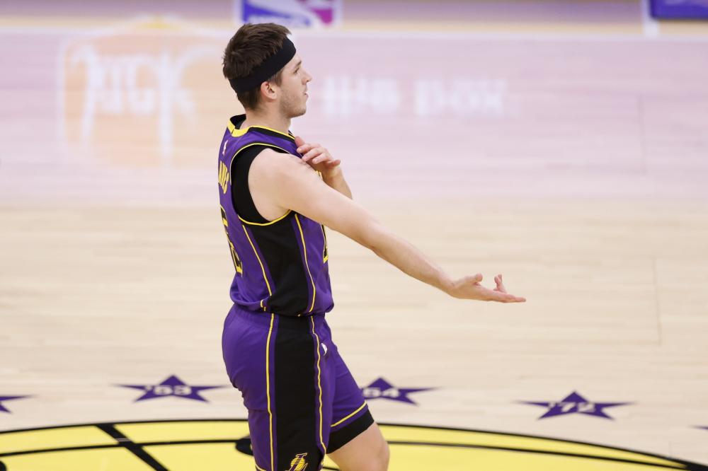 赛阶段发挥 赛阶段发挥