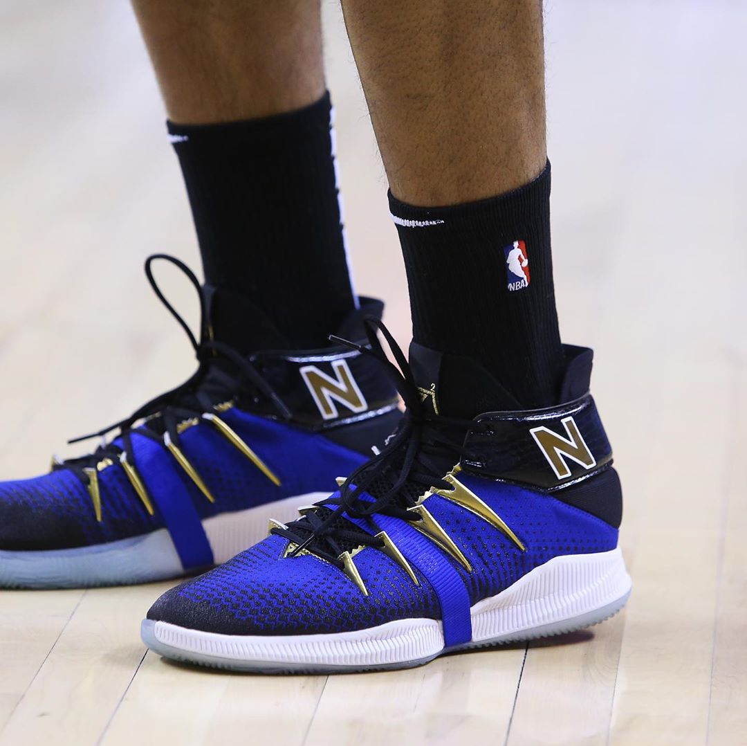 友的激烈讨 友的激烈讨